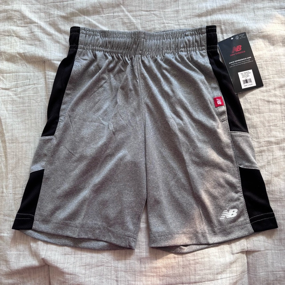 New Balance Boys Gray Athletic Shorts Size Large (7)